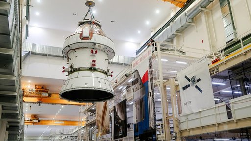 Artemis II Orion Lifted into Vacuum Chamber