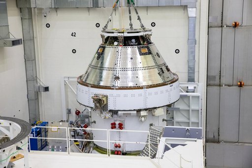 Orion Vac Chamber Lift and Load Operations