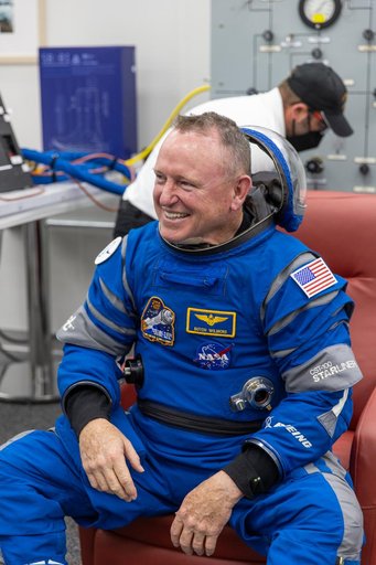 NASA’s Boeing Crew Flight Test Astronaut Suit Up (Scrubbed)