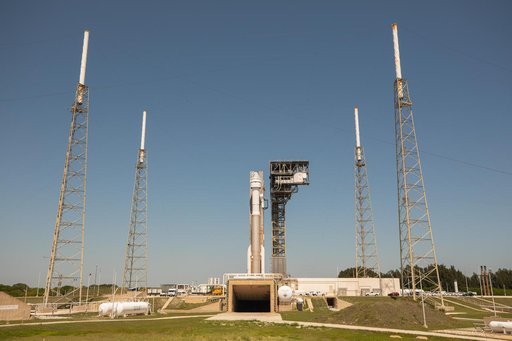 Boeing CFT Atlas V/Starliner Roll to Pad
