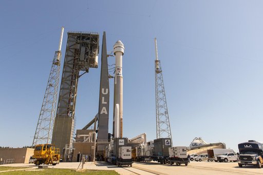 Boeing CFT Atlas V/Starliner Roll to Pad