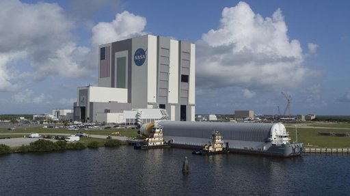 Artemis II Core Stage Offload and Transport to VAB