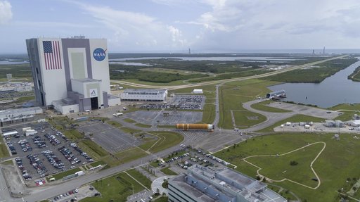 Artemis II Core Stage Offload and Transport to VAB