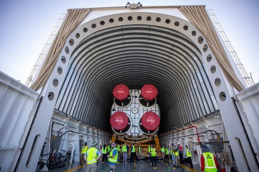 Artemis II Core Stage Offload and Transport to VAB