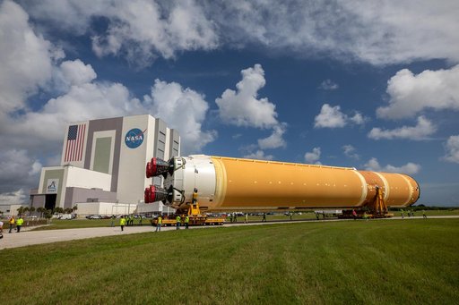 Artemis II Core Stage Offload and Transport to VAB