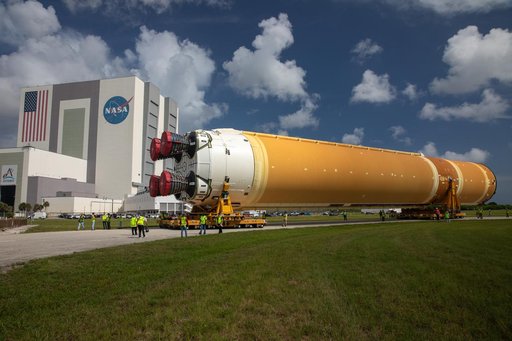Artemis II Core Stage Offload and Transport to VAB