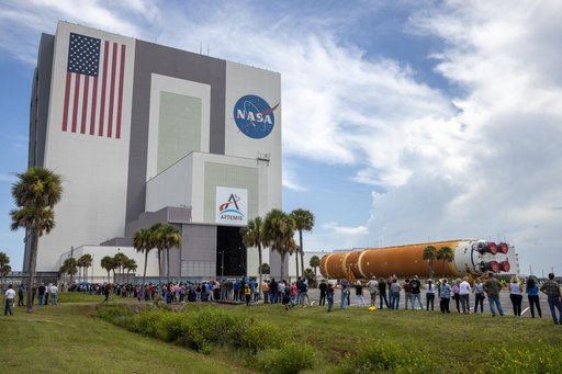 Artemis II Core Stage Offload and Transport to VAB