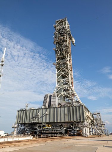 Artemis II ML Rollback to VAB