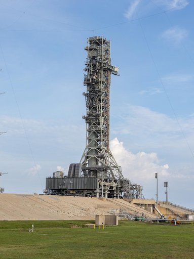 Artemis II ML Rollback to VAB