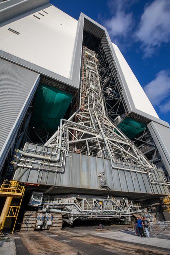 Artemis II Mobile Launcher Rollback to VAB