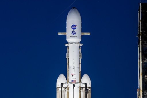 SpaceX Europa Clipper Vertical