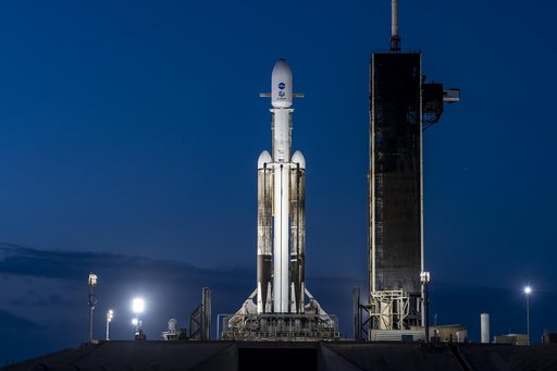 SpaceX Europa Clipper Vertical