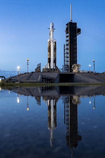 SpaceX Europa Clipper Vertical
