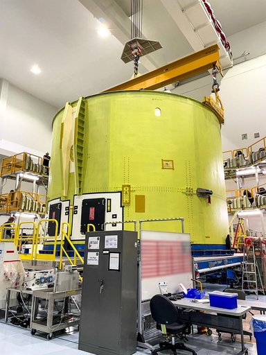 Artemis IV Engine Section Lift