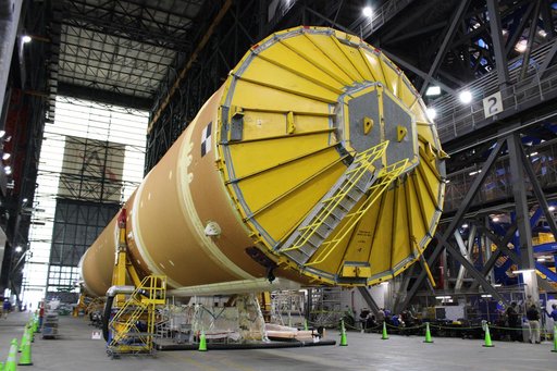 Artemis II Spider Install on SLS Core Stage