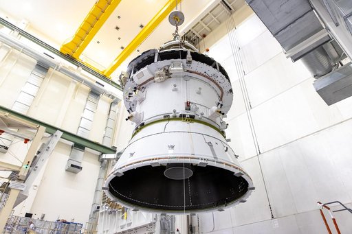 Artemis II Orion Lift to Vac Chamber