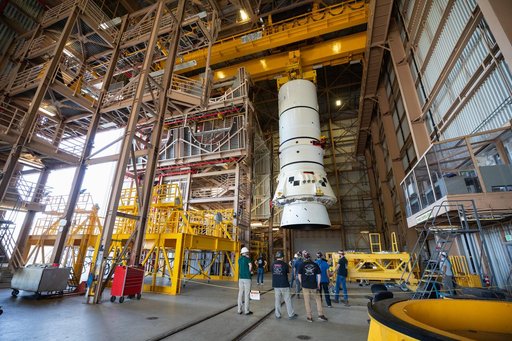 Artemis II Stacking, RPSF High Bay