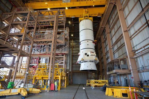Artemis II Stacking, RPSF High Bay