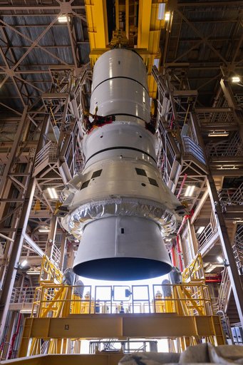Artemis II Stacking, RPSF High Bay