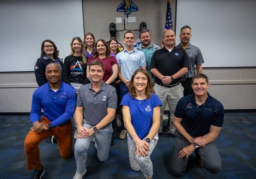 Artemis II Crew Visits KSC