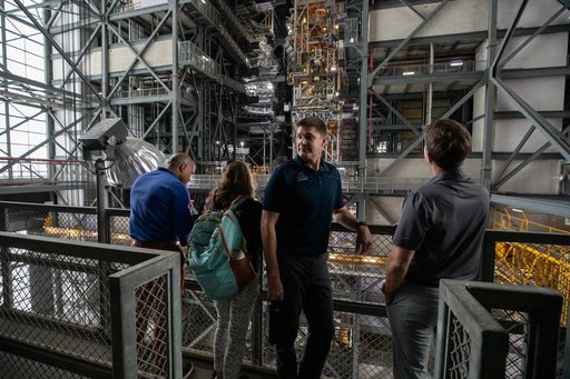 Artemis II Crew Visits KSC