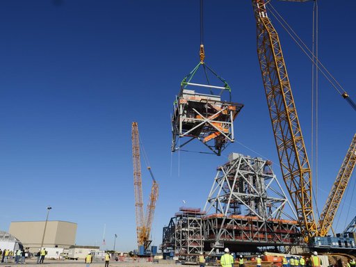 Module 4 Lift onto Mobile Launcher 2