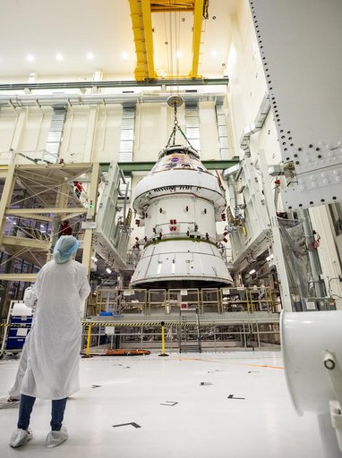 Artemis II Orion Lift Pre Saw Installation