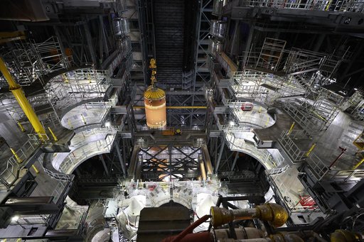 Core Stage Lift to Vertical for Move to High Bay 3