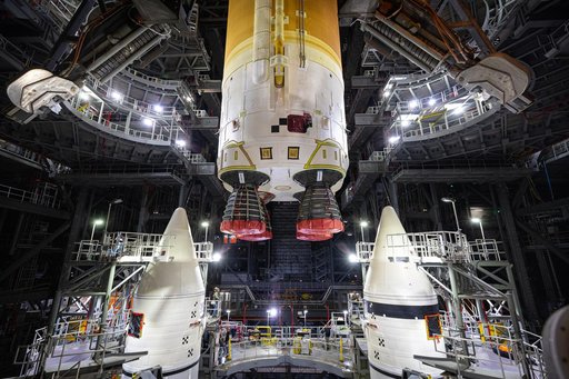 Core Stage Lift to Vertical for Move to High Bay 3