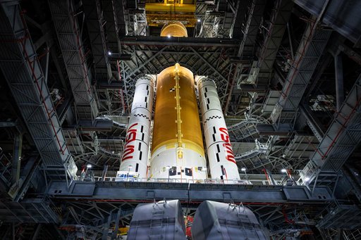 Core Stage Lift to Vertical for Move to High Bay 3
