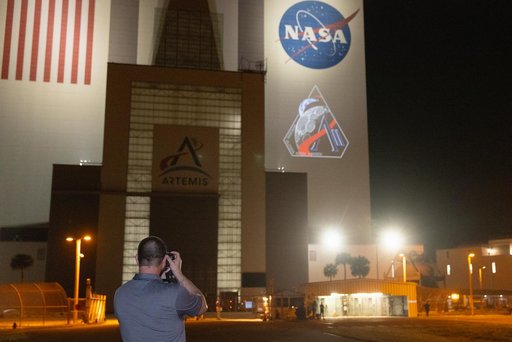 Artemis II Mission Patch on VAB