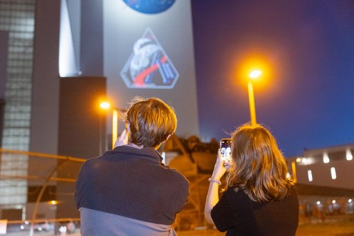 Artemis II Mission Patch on VAB