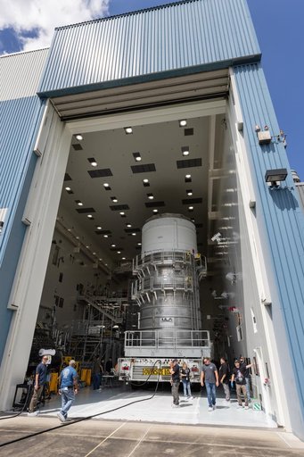 Artemis II ICPS integration Move from MPPF to VAB