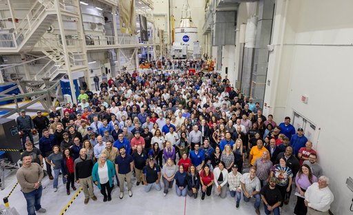 Artemis II Presentation and Group Photos