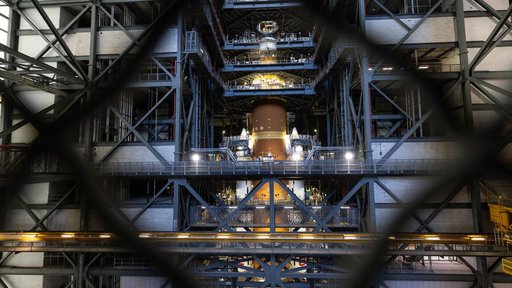 Artemis II Integration in High Bay