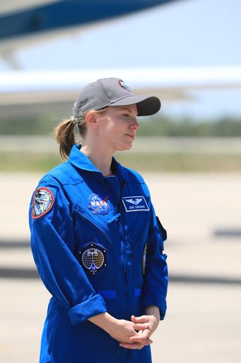 CCP_SpaceX_Crew-11_Arrival at KSC