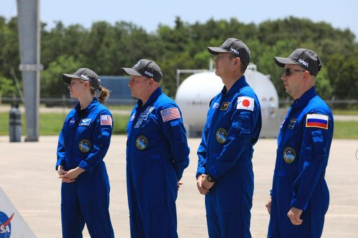 CCP_SpaceX_Crew-11_Arrival at KSC