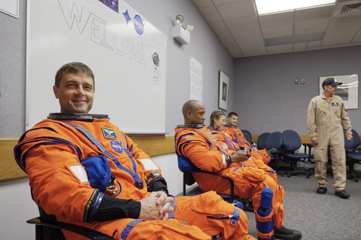 Artemis II Suit Crew Test and CEIT