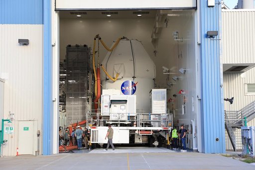 Artemis II Orion move from MPPF to LASF