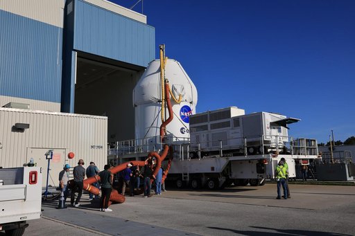 Artemis II Orion move from MPPF to LASF
