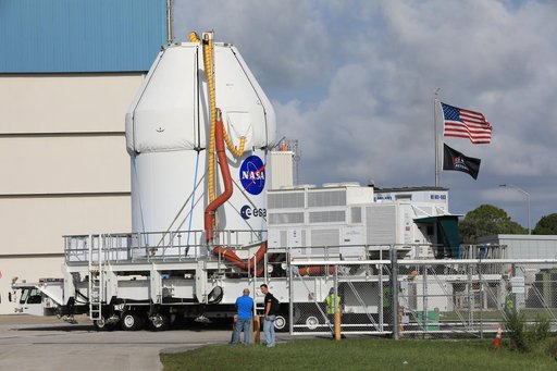 Artemis II Orion move from the MPPF to the LASF