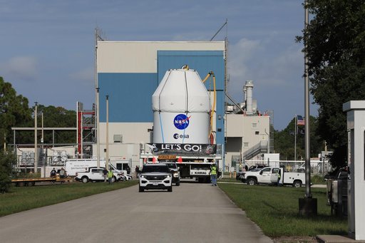 Artemis II Orion move from the MPPF to the LASF