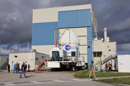 Artemis II Orion move from the MPPF to the LASF