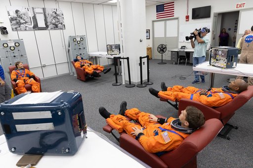 Artemis II Crew Suiting and Walkout