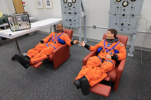 Artemis II Crew Suiting and Walkout
