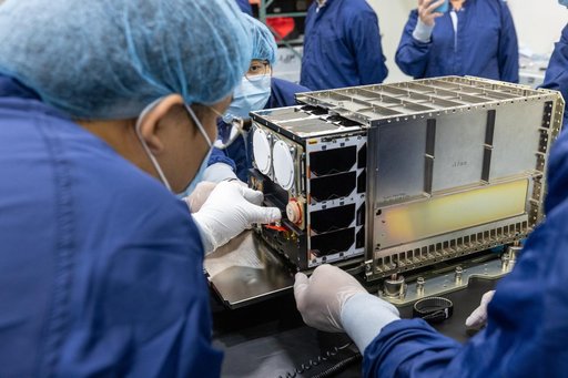 Artemis II Payload Integration