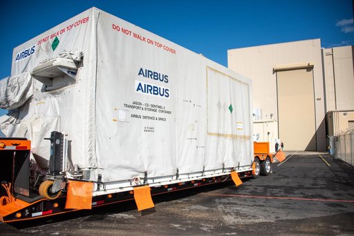 Sentinel-6B Spacecraft Arrival at Astrotech, VSFB