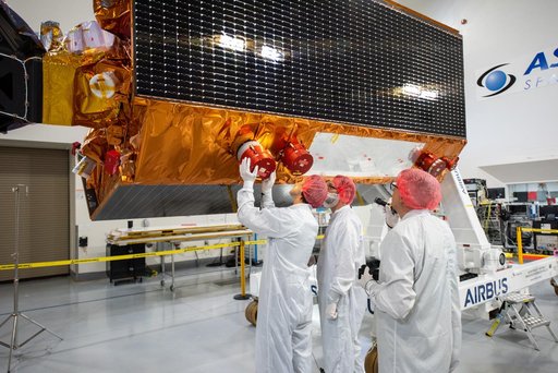 Sentinel-6B Spacecraft Mated to Work Stand