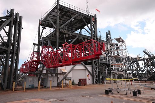 Artemis II: Contingency Access Platforms