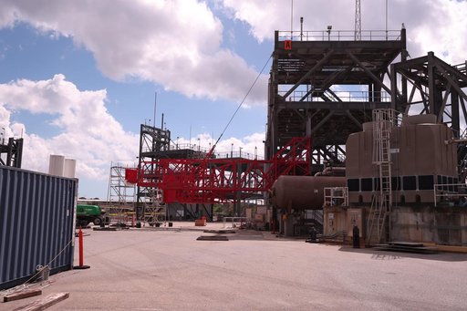 Artemis II: Contingency Access Platforms
